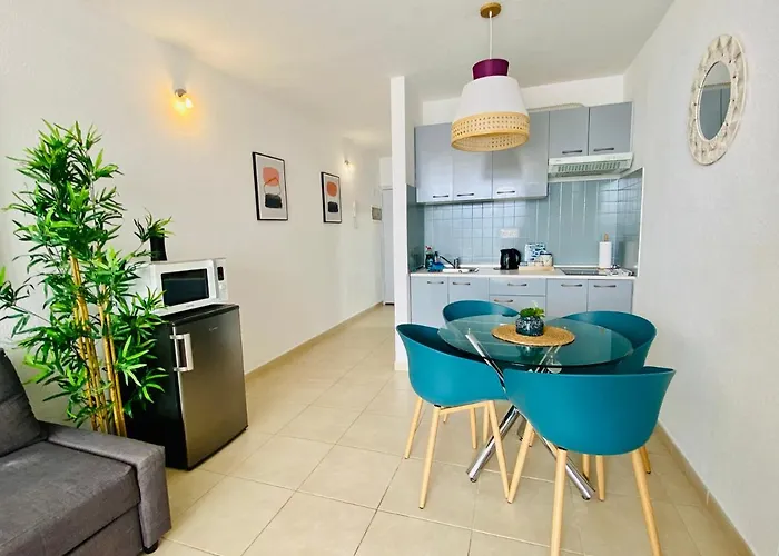 Golden Wave Appartement