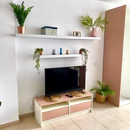 Апартаменты Golden Wave Коральео