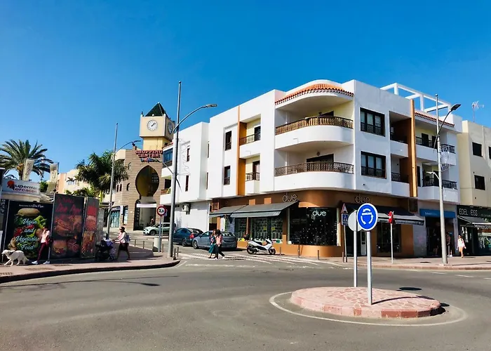 Golden Wave Apartamento *