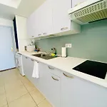 Golden Wave Appartement